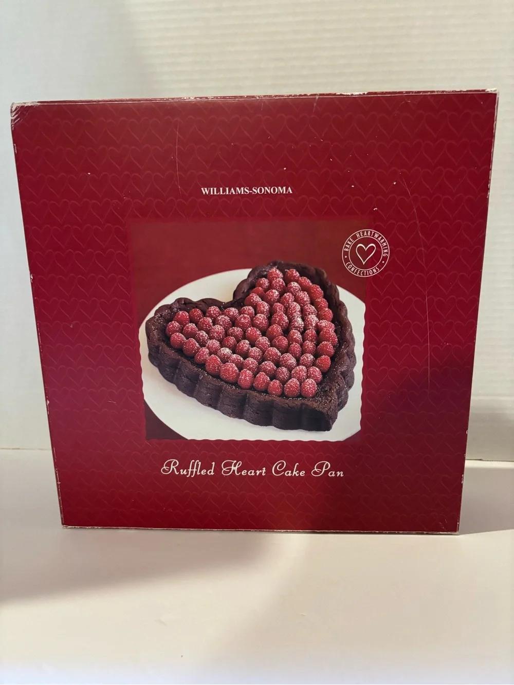 Williams Sonoma Ruffled Heart Cake Pan Removable Bottom 2002